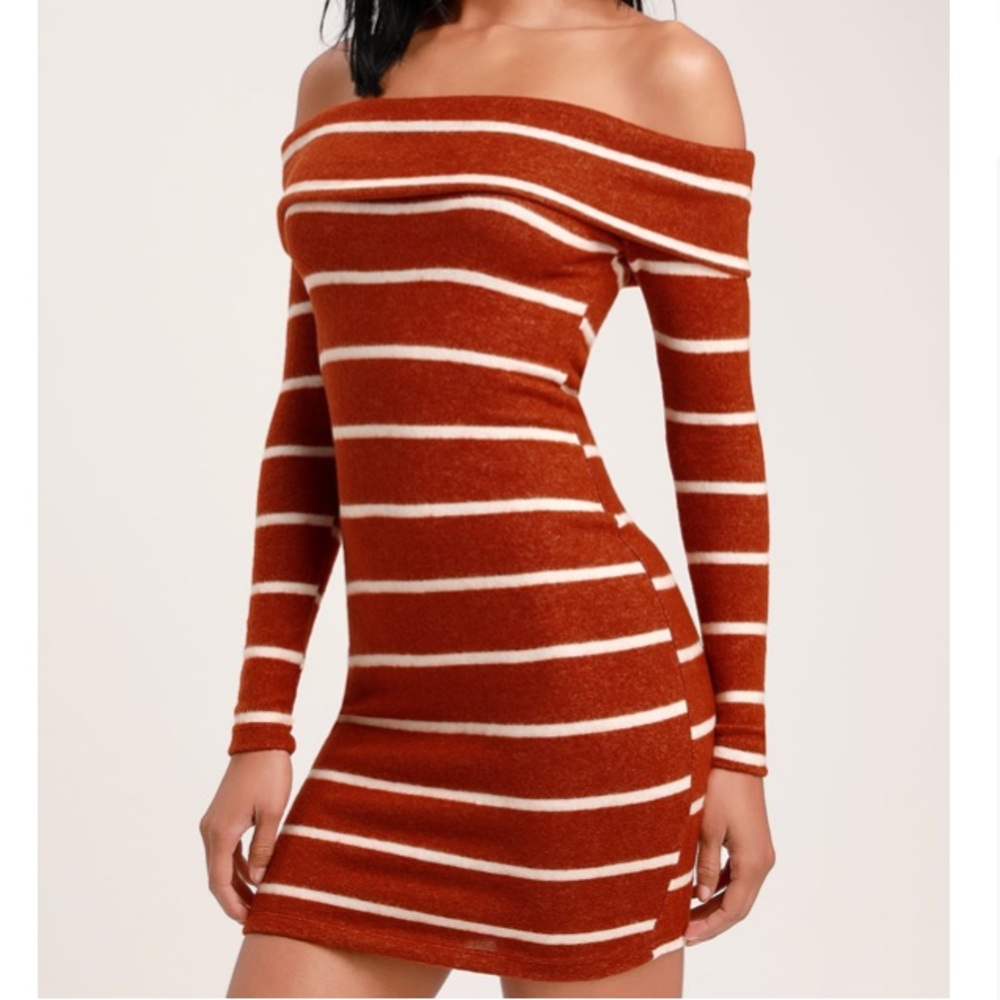 NWT Lulu’s off the shoulder sweater dress.